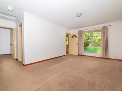 11/29 Heard Way, Glendalough WA 6016
