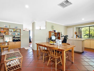 20B Nullagine Way, Gosnells WA 6110
