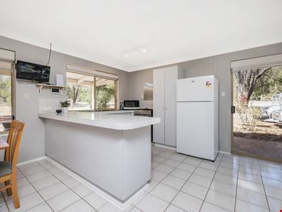 247 Forrest Hills Parade, Bindoon WA 6502