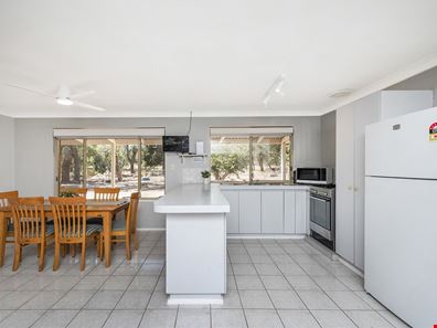 247 Forrest Hills Parade, Bindoon WA 6502