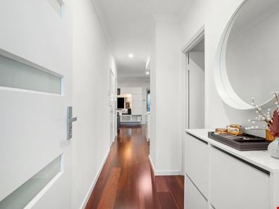 8B Battrass Place, Innaloo WA 6018