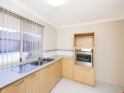 60/27 Pearson Drive, Success WA 6164