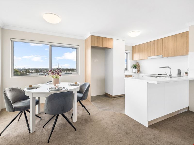 25/32 Congenial loop, Atwell WA 6164