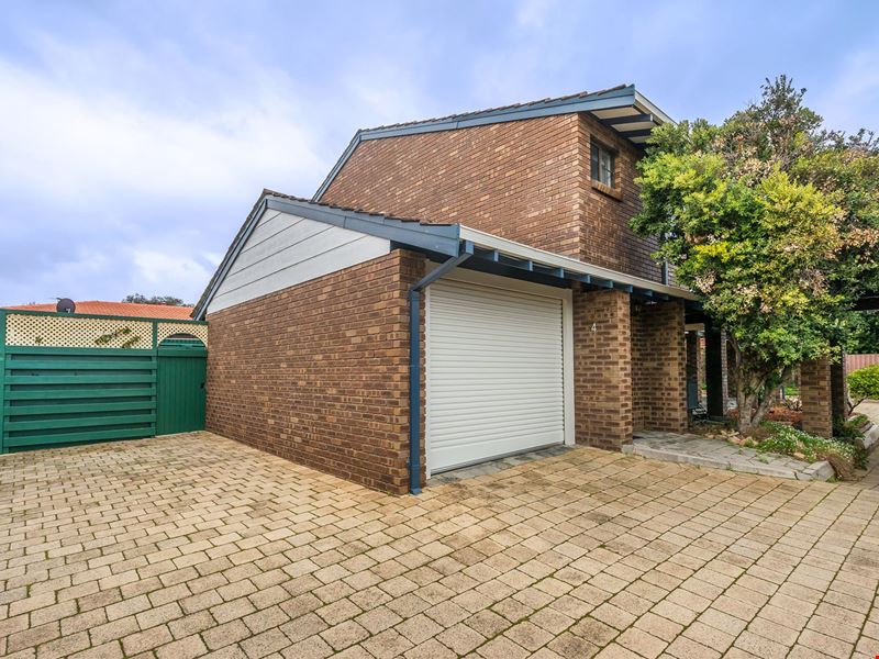 4/22 Elsie Street, Watermans Bay WA 6020