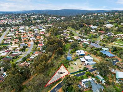 60 Wooloomooloo Road, Swan View WA 6056