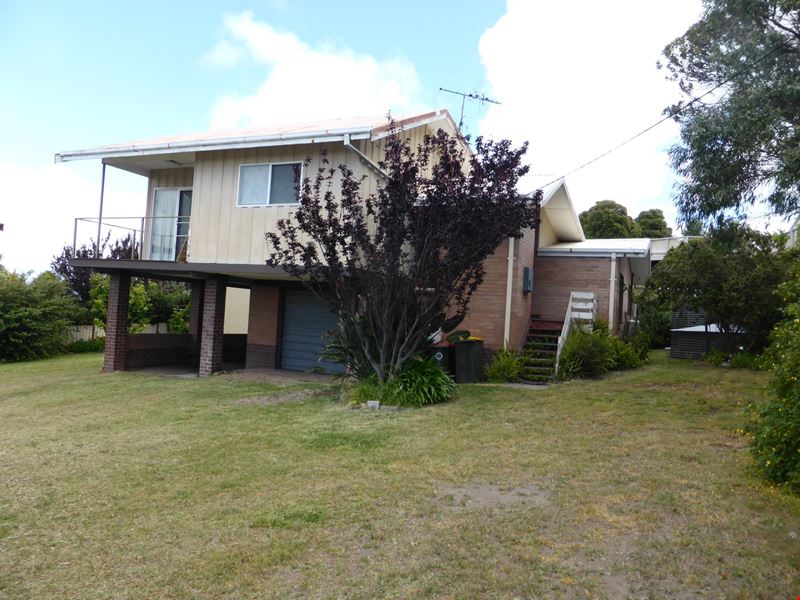 13 Brady St, Augusta WA 6290