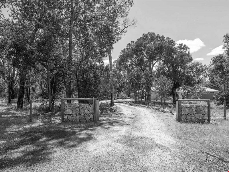 218 Stacey Rise, Lake Clifton WA 6215