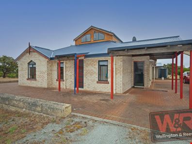 296 Greatrex Road, King River WA 6330