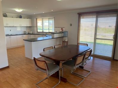 606 McCormick Parade, Ledge Point WA 6043