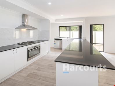 11 Serpentine Bend, Yalyalup WA 6280