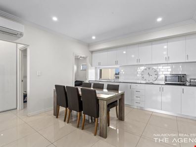 9/10 Peppering Way, Westminster WA 6061