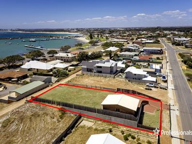 36 Carnarvon Street, Port Denison WA 6525