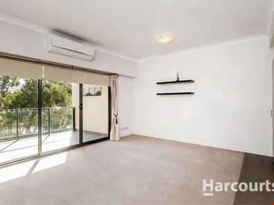 25/2 Molloy Promenade, Joondalup WA 6027