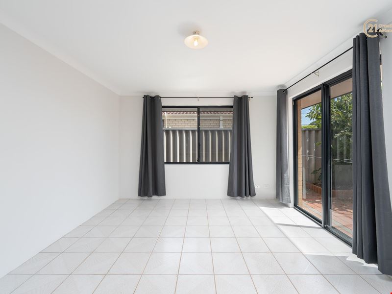 1/21 James Street, Cannington WA 6107