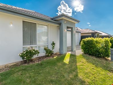 5 Webb Loop, Haynes WA 6112