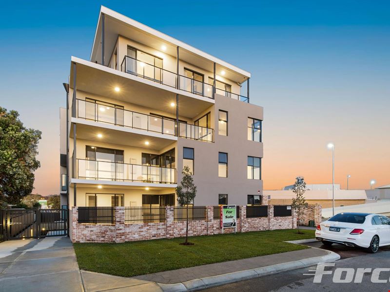 8/3 Dongara Street, Innaloo WA 6018