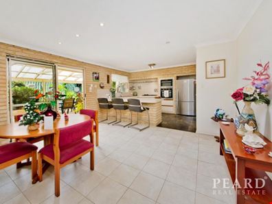 2/38-40 Bower Street, Doubleview WA 6018