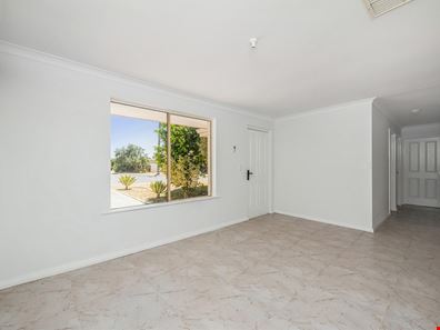 35 Grampians Heights, Mirrabooka WA 6061