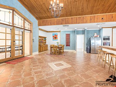 24 Cedar Crescent, Strathalbyn WA 6530