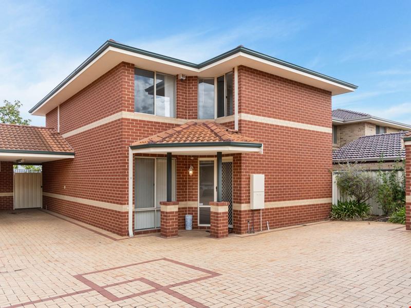 2/62 Golf View Street, Yokine WA 6060