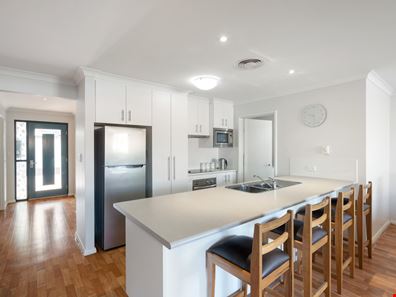 14/90 Seymour Street, West Busselton WA 6280