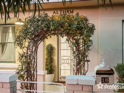 16 Olive Street, Guildford WA 6055