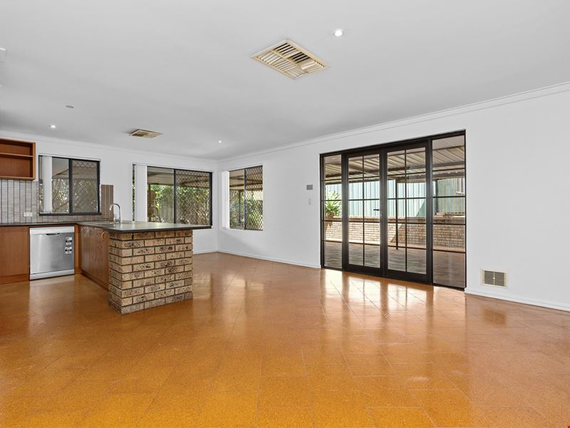 18 Classen  Place, Mirrabooka WA 6061