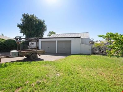 90 Killarney Street, Hannans WA 6430