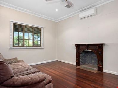 90 Killarney Street, Hannans WA 6430