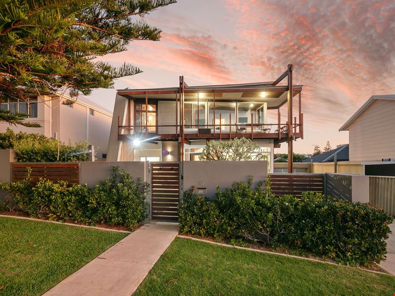 18 Lynn Street, Trigg WA 6029