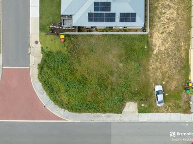 30 Traminer Way, Pearsall WA 6065
