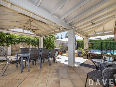 25 Mary Street, Watermans Bay WA 6020