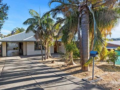 5 Shelshaw Street, Melville WA 6156