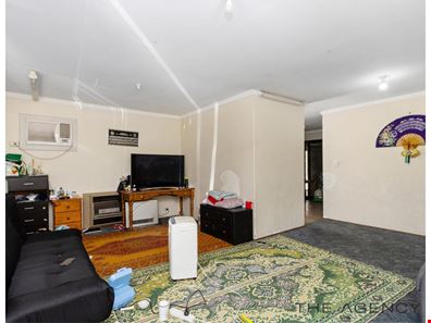 18 Watsonia Street, Maddington WA 6109