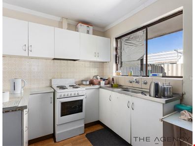 18 Watsonia Street, Maddington WA 6109