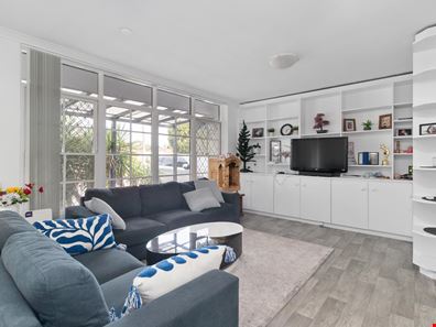 129 Nicholson Road, Lynwood WA 6147