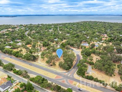 2 Pleasant Grove Circle, Falcon WA 6210