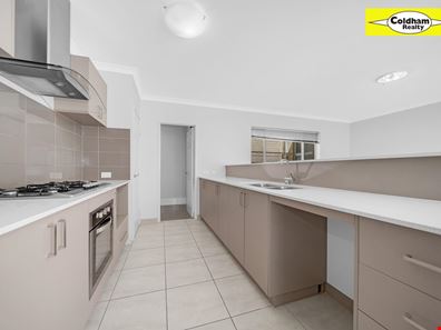 2/30 Raleigh Street, Belmont WA 6104