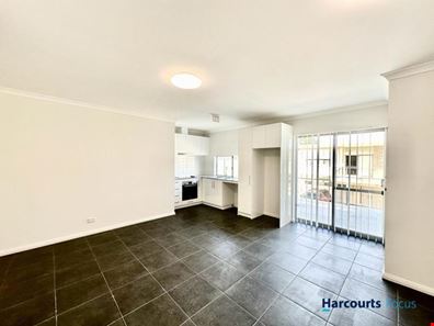 13/30 Bent Street, Cannington WA 6107