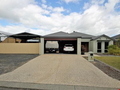 18 Kalang Way, Millbridge WA 6232