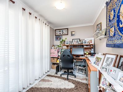 25 Lugger Outlook, Glenfield WA 6532
