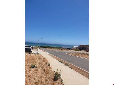 5 Sunset Cove, Dongara WA 6525