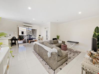 6/32 Winchelsea Road, Nollamara WA 6061