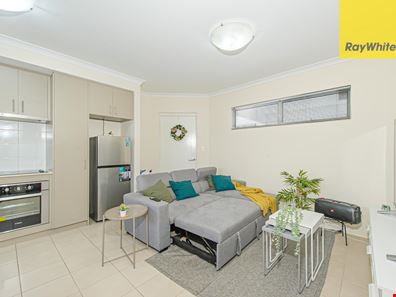 15/1 Spring Avenue, Midland WA 6056