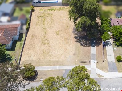 102 River View Avenue, South Guildford WA 6055