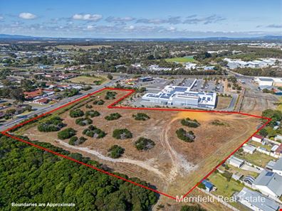 100 Le Grande Avenue, Orana WA 6330