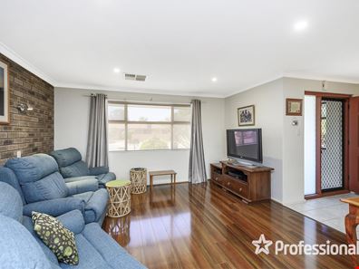 1 Benbullen Blvd, Kingsley WA 6026