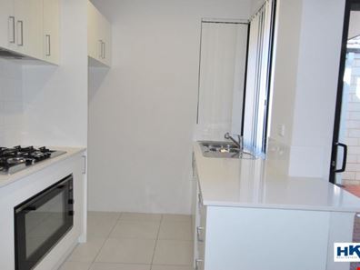 4/10 Cordovan Parkway, Aveley WA 6069