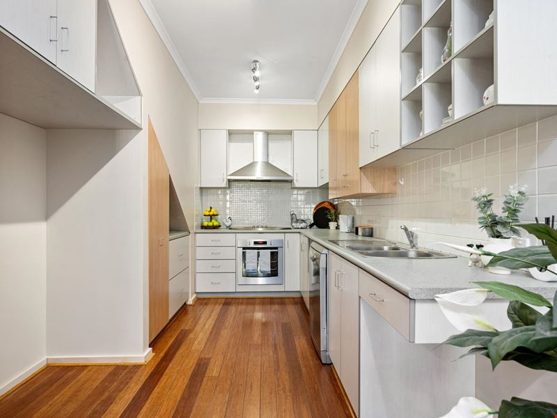 6/35 Premier Street, Hannans WA 6430