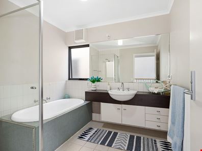6/35 Premier Street, Hannans WA 6430